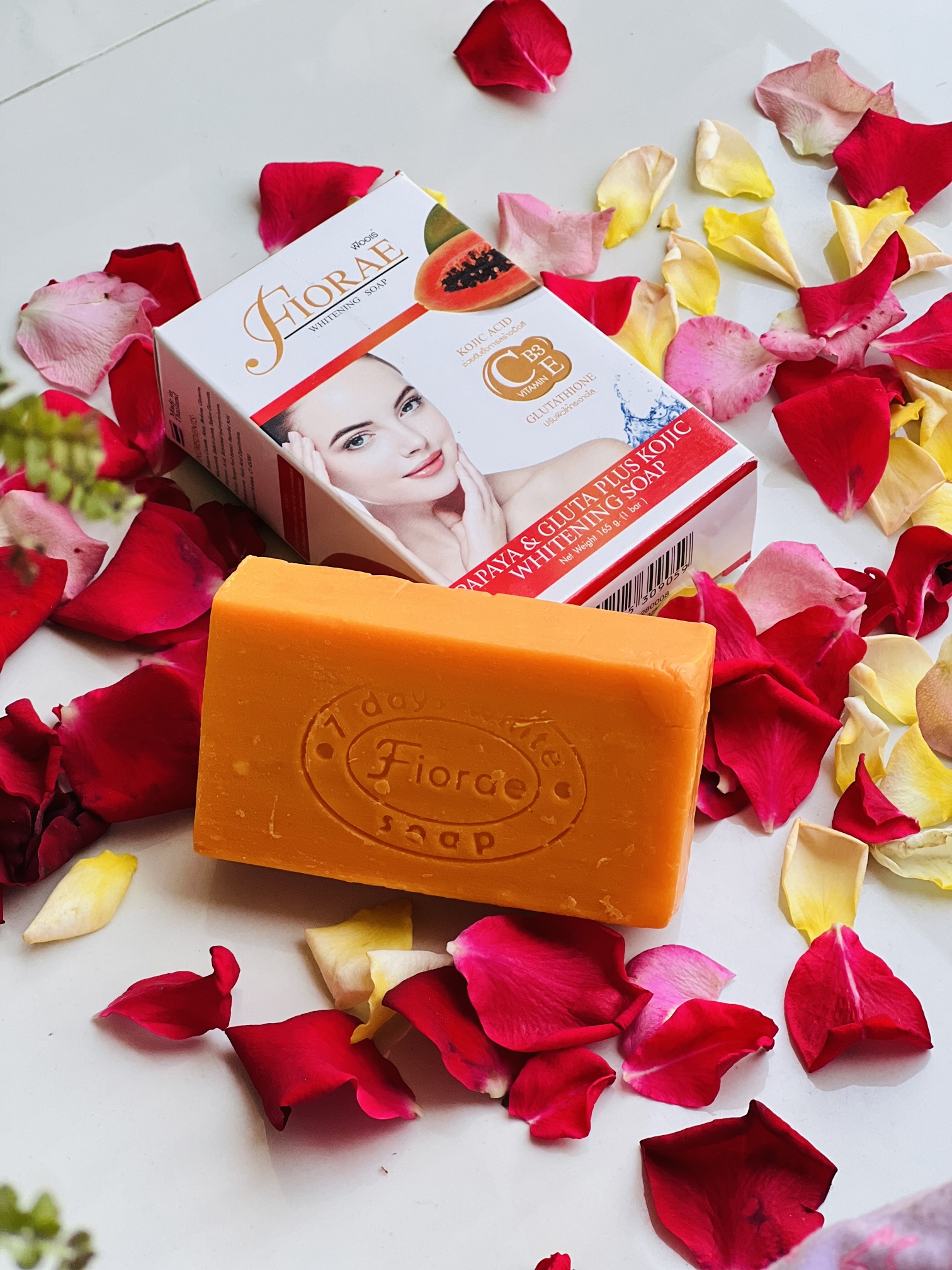 Fiorae Whitening Papaya Soap